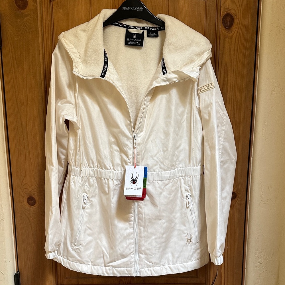 NWT! Spyder Women's Snow White Ski Jacket - Picture 1 of 9